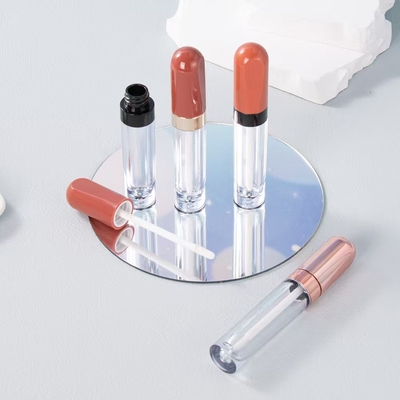 প্লাস্টিক বৃত্তাকার 4.5ml ঠোঁট গ্লেজ টিউব electroplating রিং রঙ কাস্টমাইজ করা যাবে