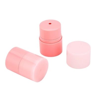 অনন্য শৈলী 15ml স্ক্রু ঘোরানো প্লাস্টিক লিপ গ্লস বোতল কাস্টমাইজেশন সমর্থন করে