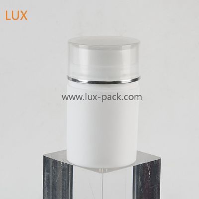 50ml 100ml কসমেটিক প্যাকেজিংয়ের জন্য ক্লিয়ার এয়ারলেস পাম্প বোতল