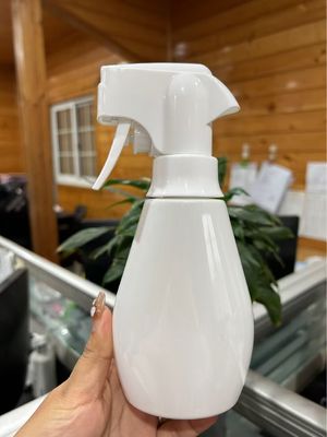 পাইকারি পিপি উপাদান কন্টিনিউয়াস ট্রিগার স্প্রে বোতল, কাস্টমাইজড রঙ এবং 10000 পিস MOQ সহ