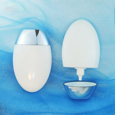 কাস্টমাইজড 50g ওভাল শেপের সানস্ক্রিন ক্রিম বোতল, UV সিলভার ক্যাপ সহ, 50ml PP কসমেটিক প্যাকেজিংয়ের জন্য