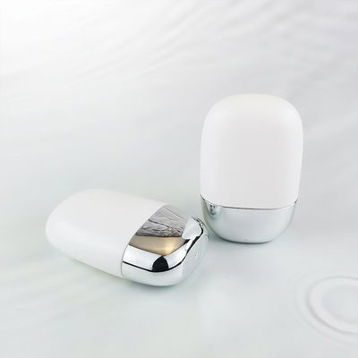 পাইকারি প্লাস্টিকের পিপি সানস্ক্রিন ক্রীম বোতল সিলভার ডাবল শেল ক্যাপ সহ 30g এবং 50g আকারের