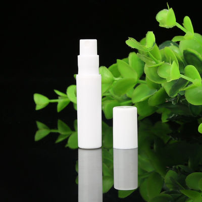 সাদা রঙের পারফিউম পেন স্প্রে ছোট ধারণক্ষমতা কসমেটিক প্যাকেজিংয়ের জন্য
